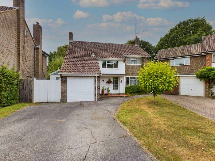 Houses for sale in Wood, RH10, West Sussex