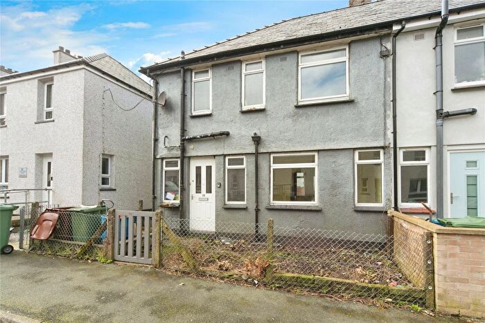 3 Bedroom End Of Terrace House For Sale In Fron Fawr, Blaenau Ffestiniog, Gwynedd, LL41