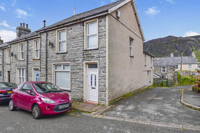 3 Bedroom End Of Terrace House For Sale In Cromwell Street, Blaenau Ffestiniog, LL41