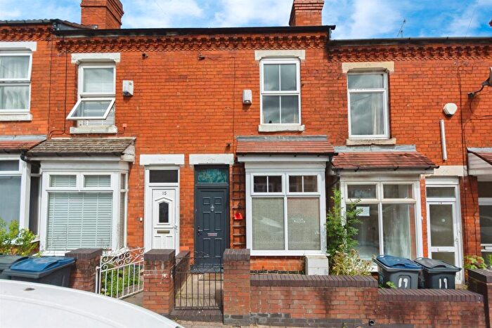 2 Bedroom Terraced House For Sale In Wallace Road, Selly Park, Birmingham, B29