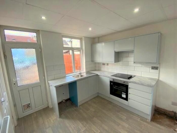 3 Bedroom Terraced House To Rent In Woodlands Terrace, Stanningley, Pudsey, LS28