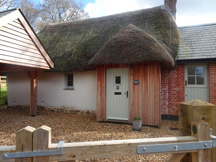 2 Bedroom Detached House To Rent In Densome Farm, Woodgreen, Fordingbridge, SP6