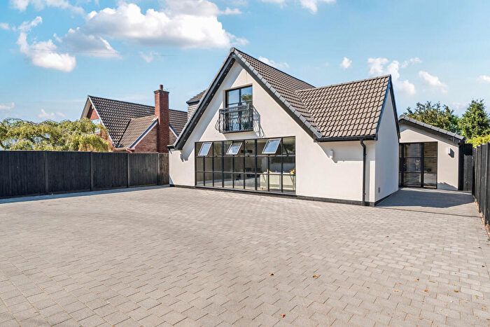 4 Bedroom Detached House For Sale In Bushbys Lane, Liverpool, L37