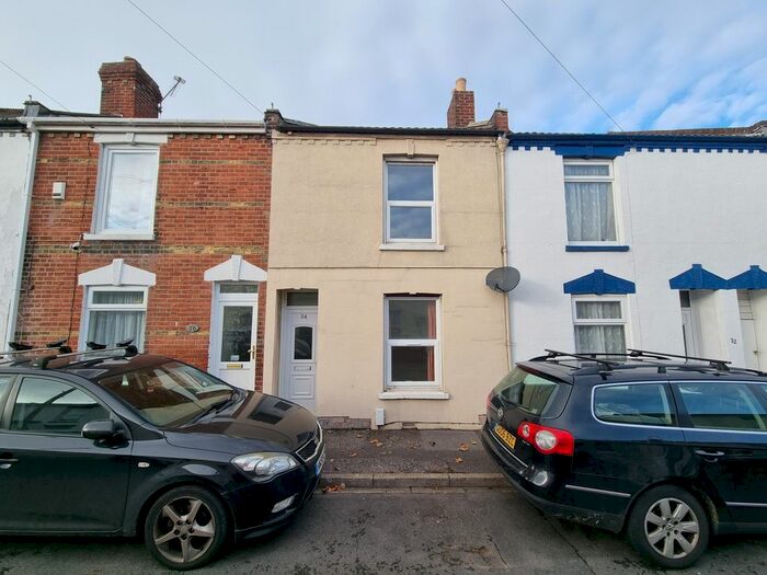2 Bedroom Property To Rent In Russell Street, Gosport, PO12