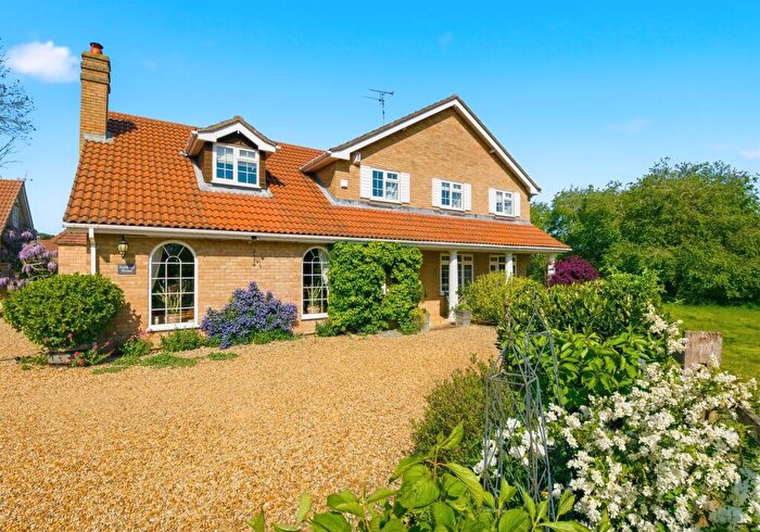 4 Bedroom Detached House For Sale In Bainton Road, Tallington, Stamford, PE9