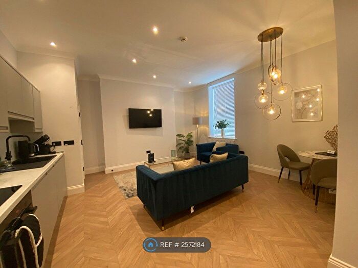 1 Bedroom Flat To Rent In The Salisbury, Scarborough, YO11