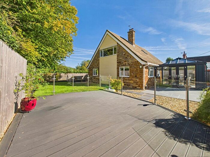5 Bedroom Detached House For Sale In Bridle Path, Brafield On The Green, NN7