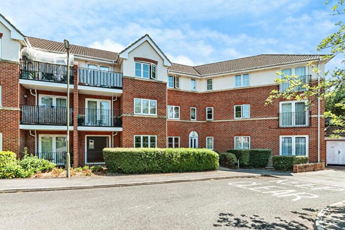 2 Bedroom Flat For Sale In Basingfield Close, Old Basing, Basingstoke, RG24