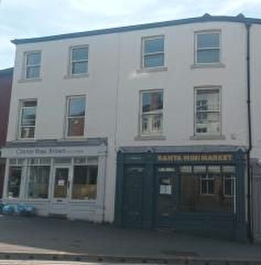2 Bedroom Flat To Rent In Drake Street, Rochdale, OL16