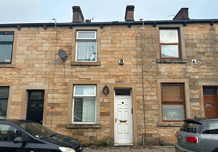 3 Bedroom Terraced House For Sale In Rylands Street, Burnley, Lancashire, BB10