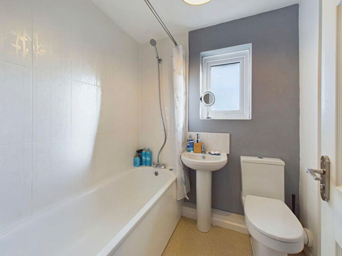 3 Bedroom Terraced House For Sale In Old Roselyon Road, Par, PL24
