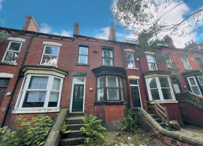 4 Bedroom Terraced House To Rent In Conference Road, Armley, Leeds, LS12