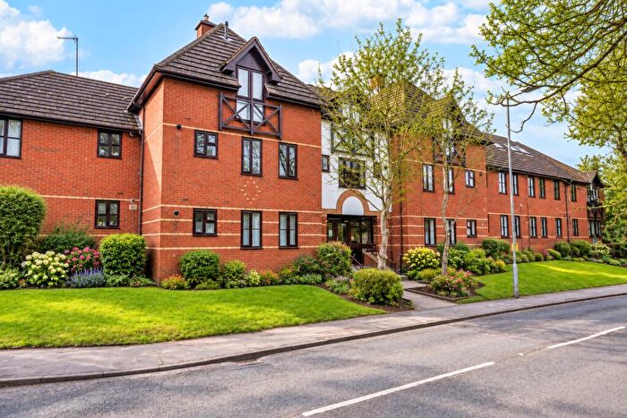 2 Bedroom Apartment To Rent In Balfour Court, Station Road, Harpenden, Herts, AL5