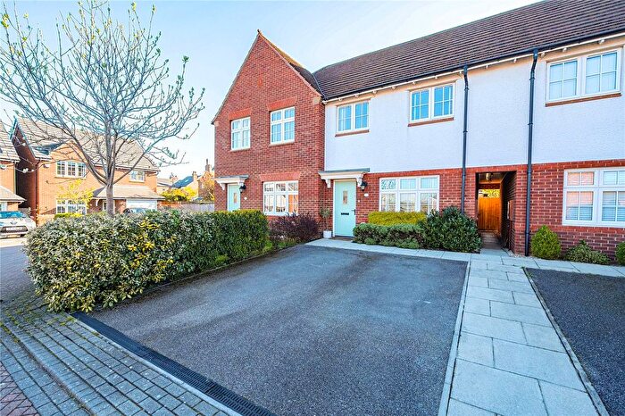 3 Bedroom Terraced House For Sale In Whitaker Drive, Wakefield, West Yorkshire, WF1