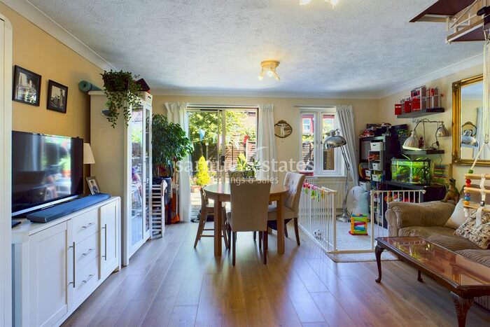 2 Bedroom Semi-Detached House To Rent In Regent Place, Wimbledon, SW19