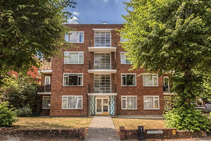 2 Bedroom Flat To Rent In Mount Avenue, Ealing, W5