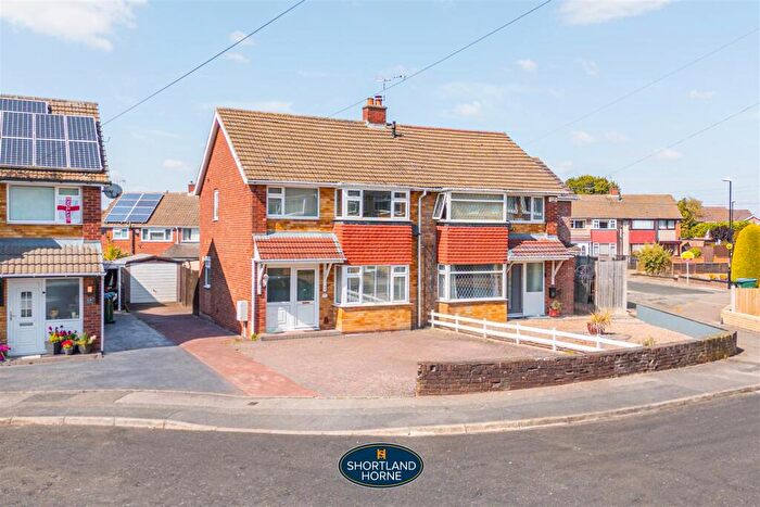 3 Bedroom Semi-Detached House For Sale In Marlston Walk, Allesley Park, Coventry, CV5