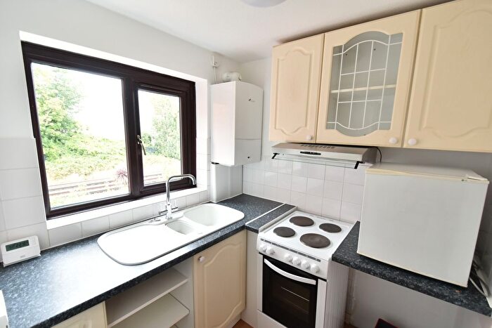 1 Bedroom Flat To Rent In Payne Avenue, Hove, BN3