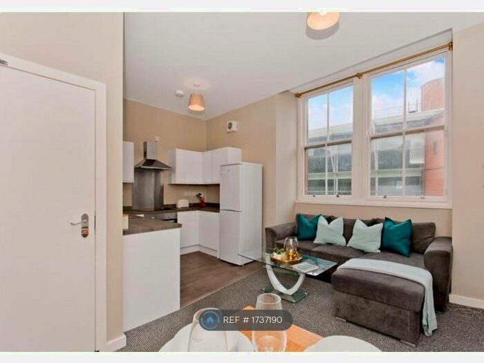 3 Bedroom Flat To Rent In West Bell Street, Dundee, DD1