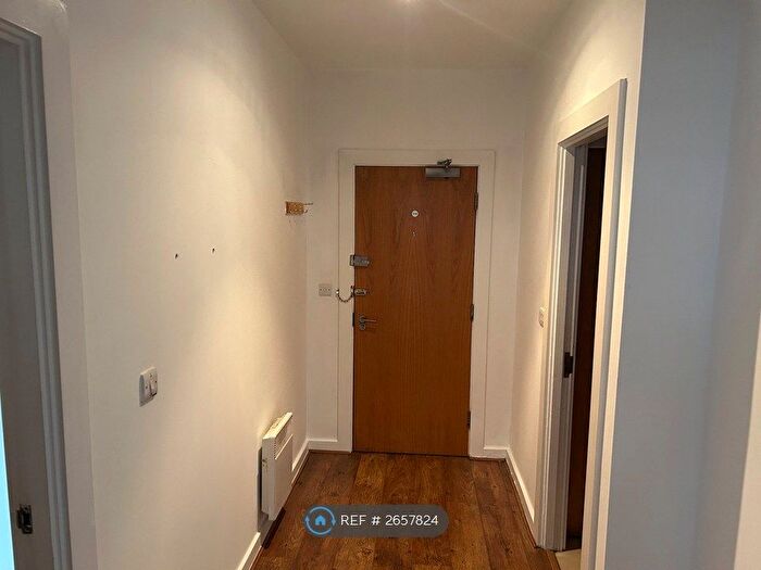 2 Bedroom Flat To Rent In York Street, Liverpool, L1