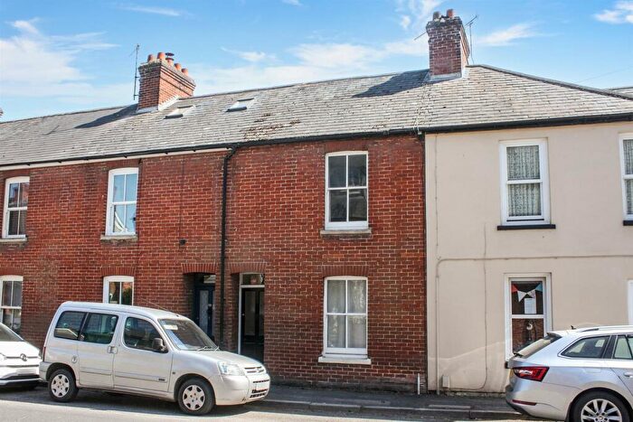 2 Bedroom Terraced House To Rent In Shaftesbury Road, Wilton, SP2