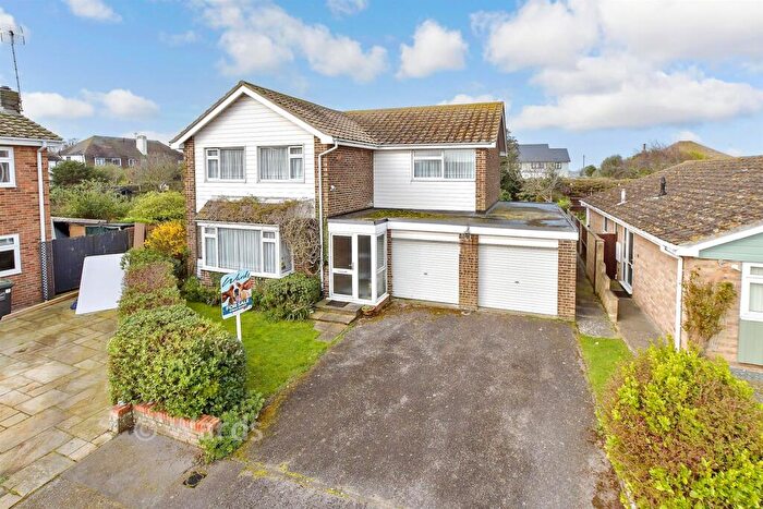 4 Bedroom Detached House For Sale In Cliff Field, Westgate-On-Sea, Kent, CT8