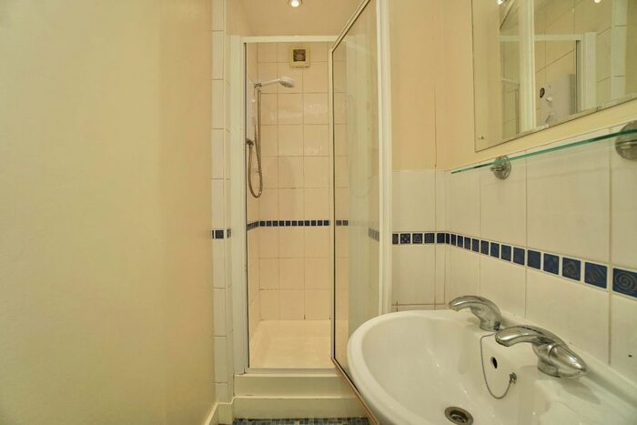 1 Bedroom Flat To Rent In Apartment Ivon House, Long Street, Easingwold, YO61