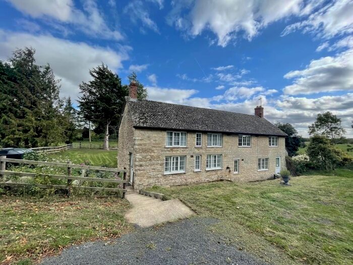 3 Bedroom Semi-Detached House To Rent In Northbrook, Kirtlington, Oxfordshire, OX5