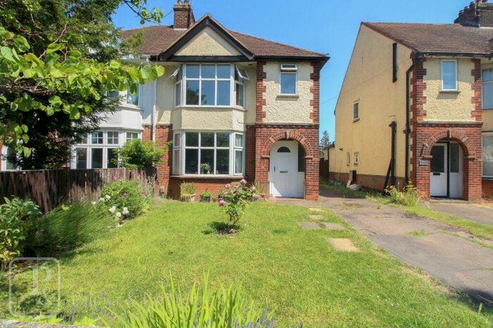 3 Bedroom Semi-Detached House To Rent In Cowdray Avenue, Colchester, Essex, CO1