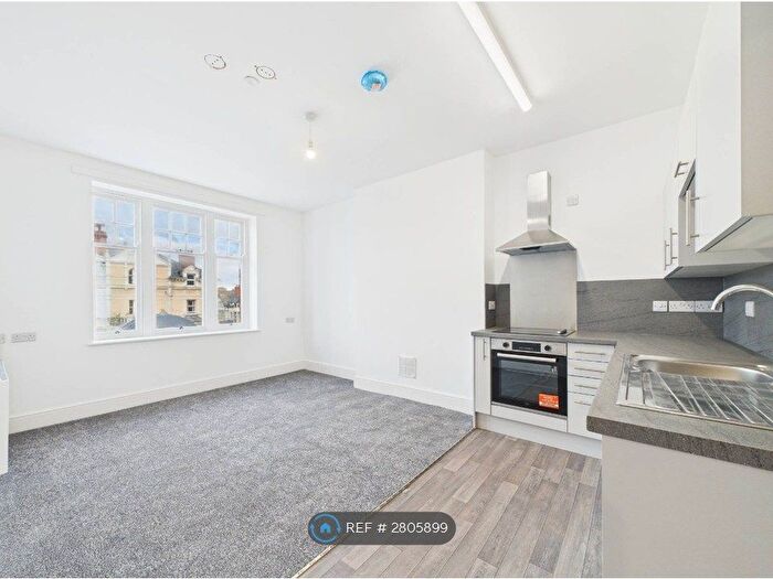 2 Bedroom Flat To Rent In Vaughan Street, Llandudno, LL30