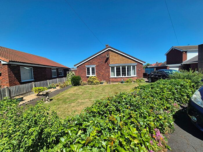 2 Bedroom Bungalow For Sale In Beech Avenue, Gunness, Scunthorpe, DN15