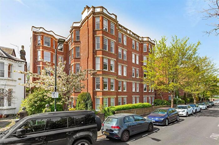 1 Bedroom Flat For Sale In The Terrace, Barnes, SW13