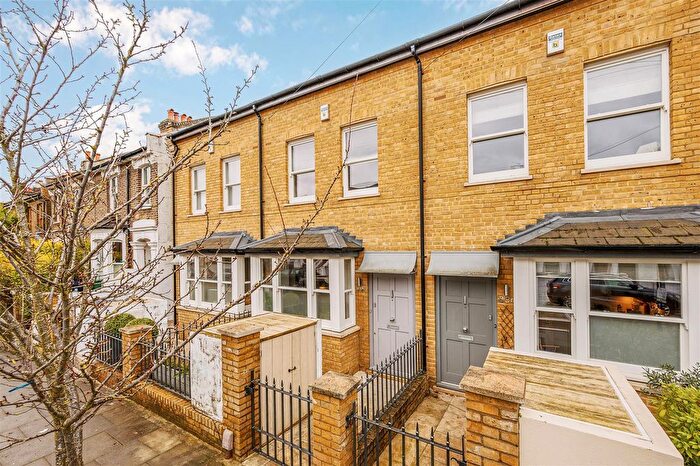 4 Bedroom Terraced House For Sale In Shakespeare Road, Poets Corner, Acton, London, W3