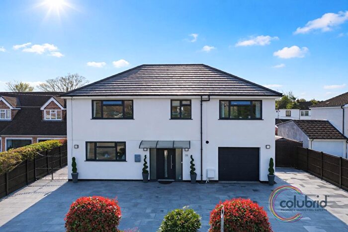 4 Bedroom Detached House For Sale In Fobbing Road, Corringham, SS17