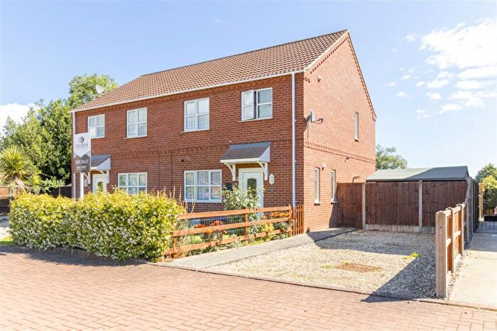 3 Bedroom Semi-Detached House For Sale In Mel Marshall Way, PE22