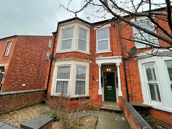 1 Bedroom Flat To Rent In Harrowby Road, Hill View House, NG31