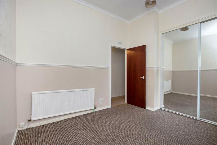 2 Bedroom Semi-Detached Bungalow For Sale In Rosebank Cottage North, Cross Roads, Halbeath, KY11