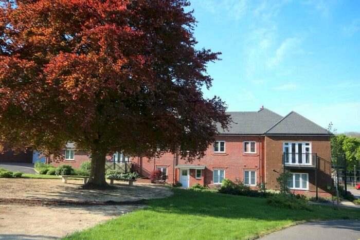 2 Bedroom Apartment To Rent In Allamand Close, Crookham Park, Church Crookham, GU52