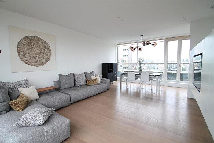 3 Bedroom Flat To Rent In Gatliff Road, London, SW1W