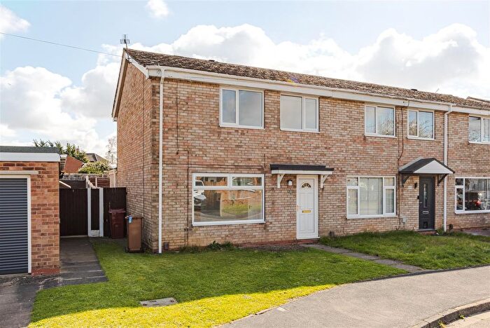 3 Bedroom End Terrace House For Sale In Hilton Avenue, Scunthorpe, DN15