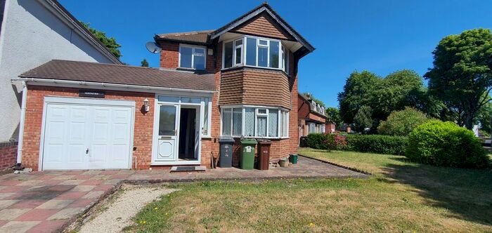 3 Bedroom Detached House To Rent In Rosemary Crescent, Wolverhampton, West Midlands, WV4