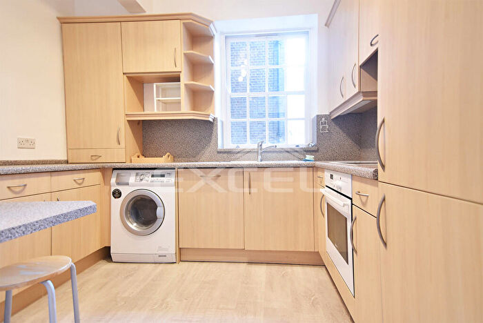 2 Bedroom Apartment To Rent In Buckland Crescent, Belsize Park, London, NW3