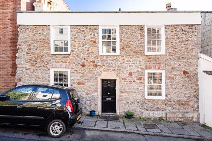 2 Bedroom House To Rent In Colston Cottage, Richmond Dale, BS8