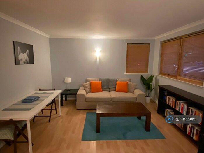 2 Bedroom Flat To Rent In Cleveden Road, Glasgow, G12