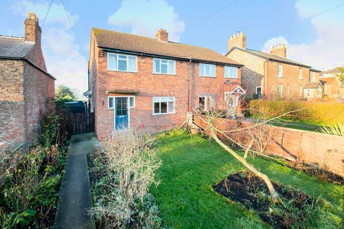 3 Bedroom Semi-Detached House For Sale In Raskelf, York YO61