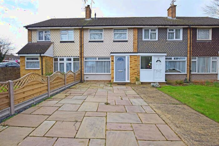 3 Bedroom Terraced House To Rent In Beechings Way, Rainham, Gillingham, ME8