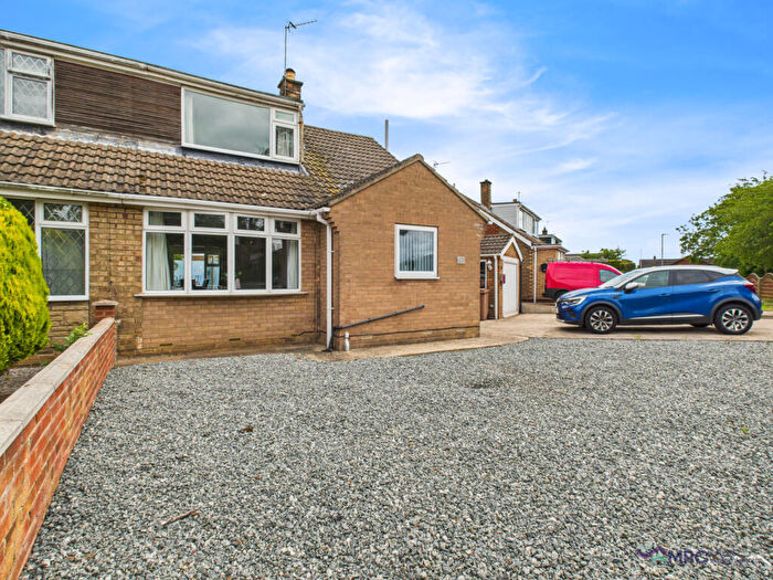 4 Bedroom Semi-Detached Bungalow For Sale In Marritt Way, Keyingham, HU12