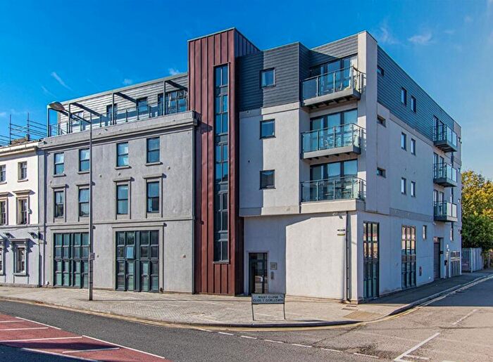 9 Bedroom Flat For Sale In - And - Dixie, Bute Street, Cardiff, CF10