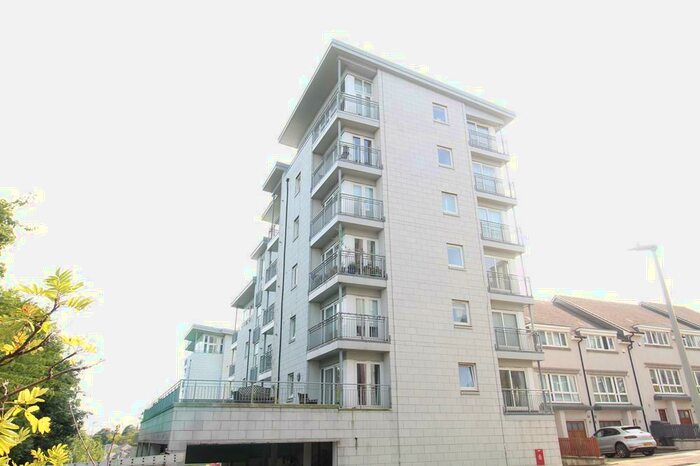 3 Bedroom Flat To Rent In Rubislaw Drive, Aberdeen, AB15