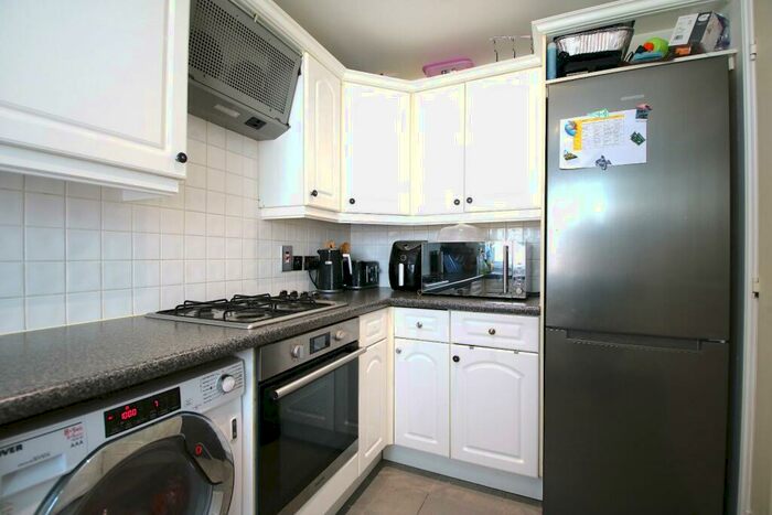 4 Bedroom House To Rent In Vulcan Close, London, E6